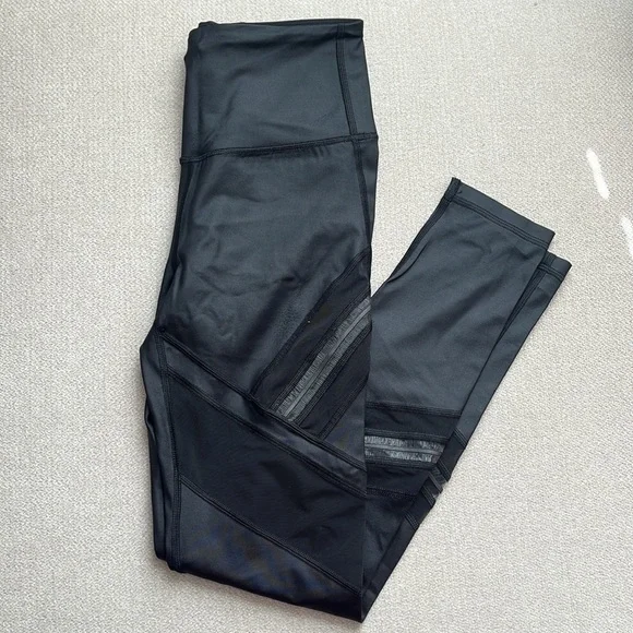 Victoria secret sport women’s leggings black mesh contouring shiny gym small